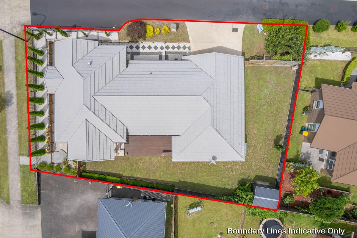 4 Cabourne Drive, Glenview, Hamilton - Carousel 2