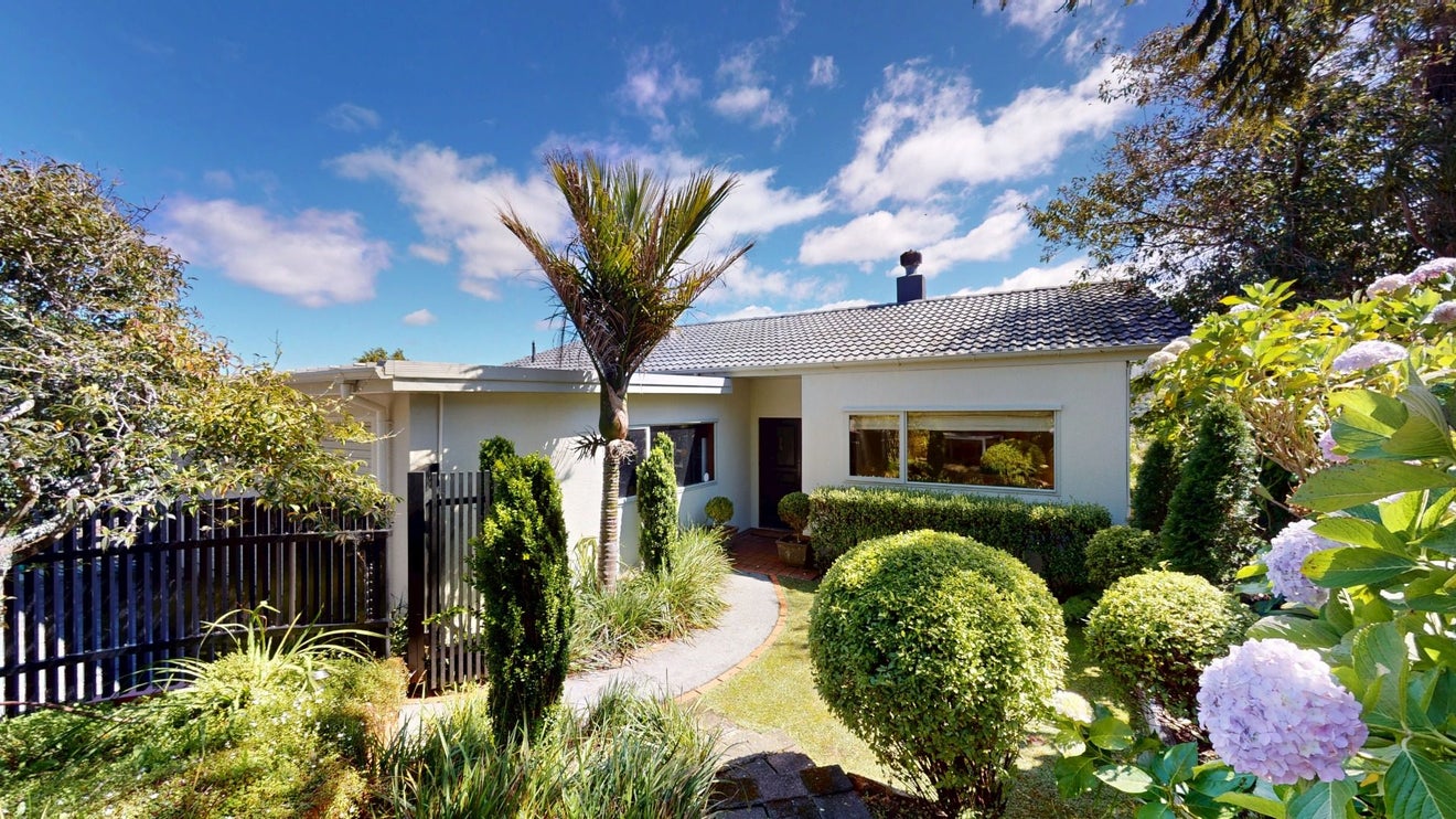 122 Cecil Road, Wadestown, Wellington - Carousel 1