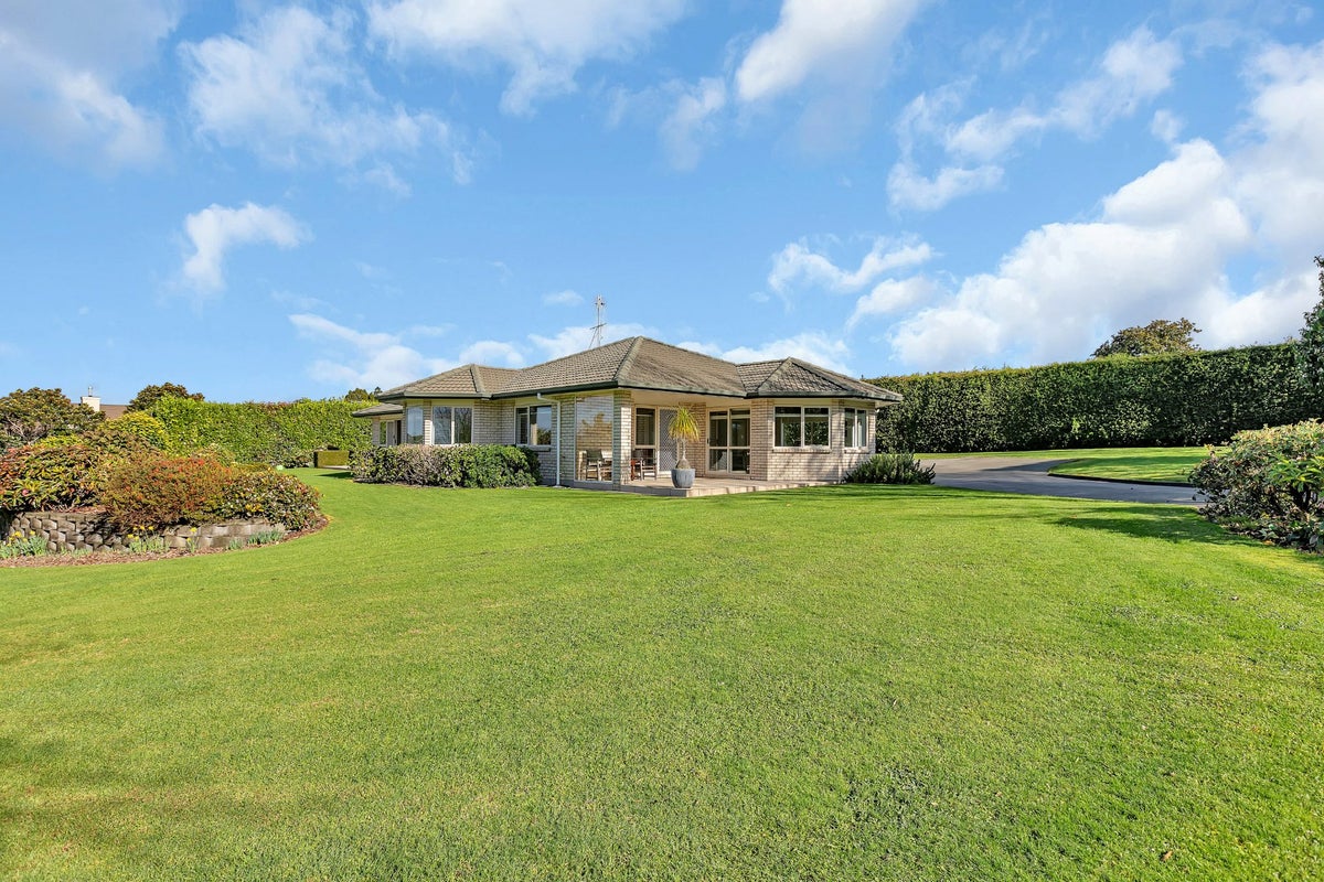 517 State Highway 14, Whangarei - Carousel 32