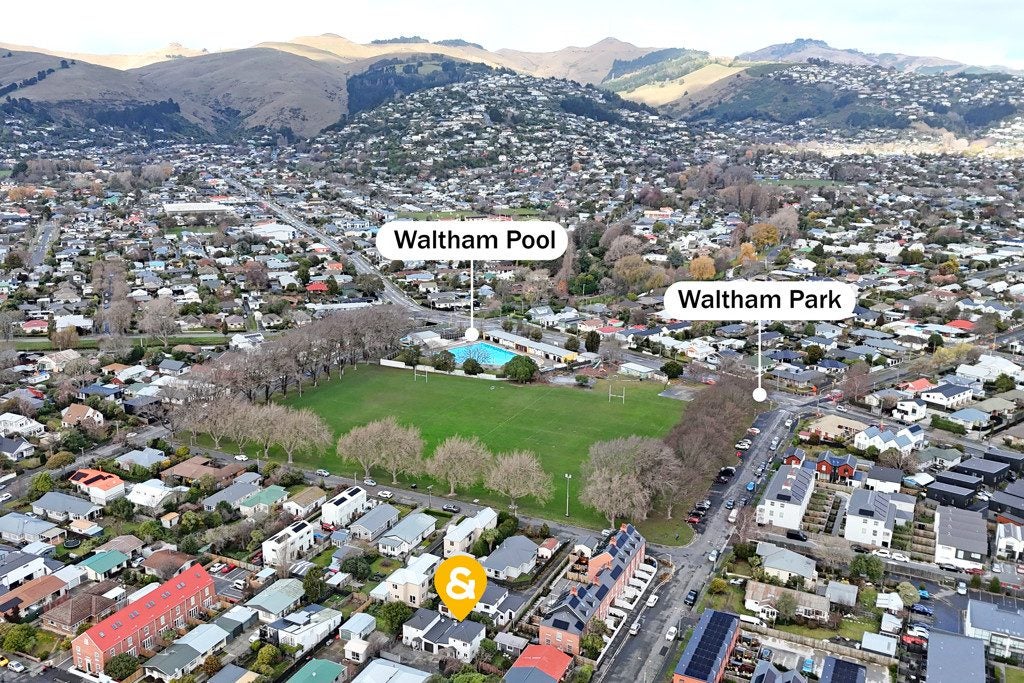 2/24 Buffon Street, Waltham, Christchurch - Carousel 14