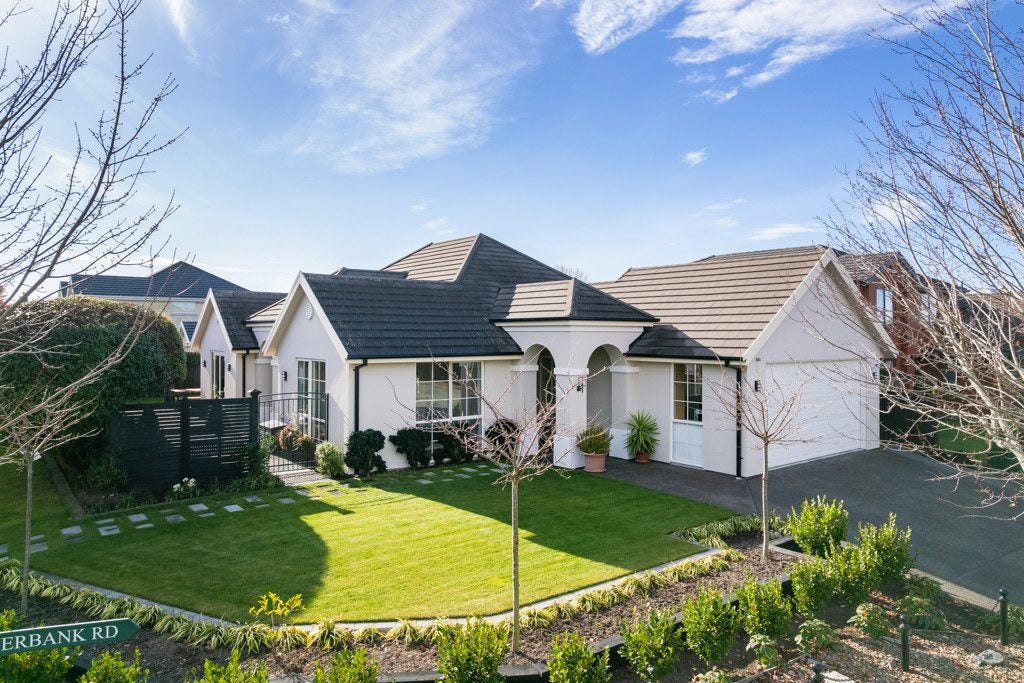 2 Applefield Court, Northwood, Christchurch - Carousel 1