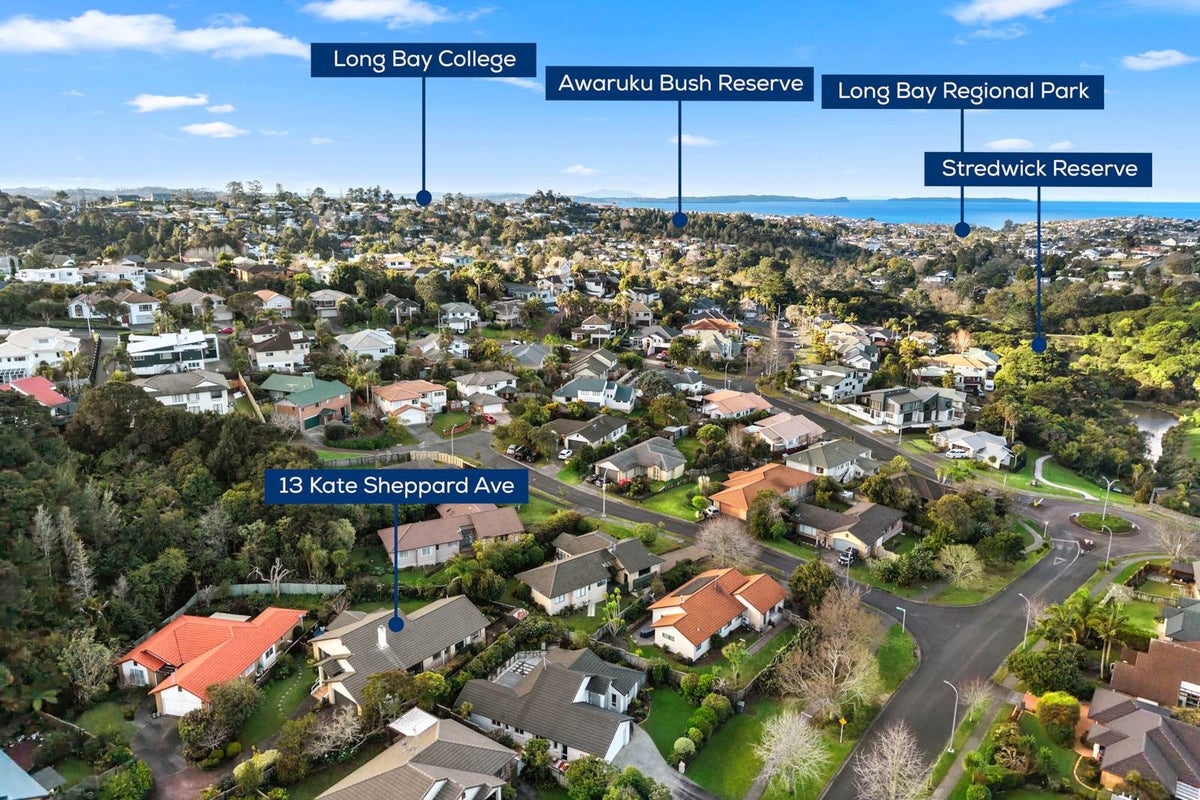 13 Kate Sheppard Avenue, Torbay, Auckland - Carousel 38