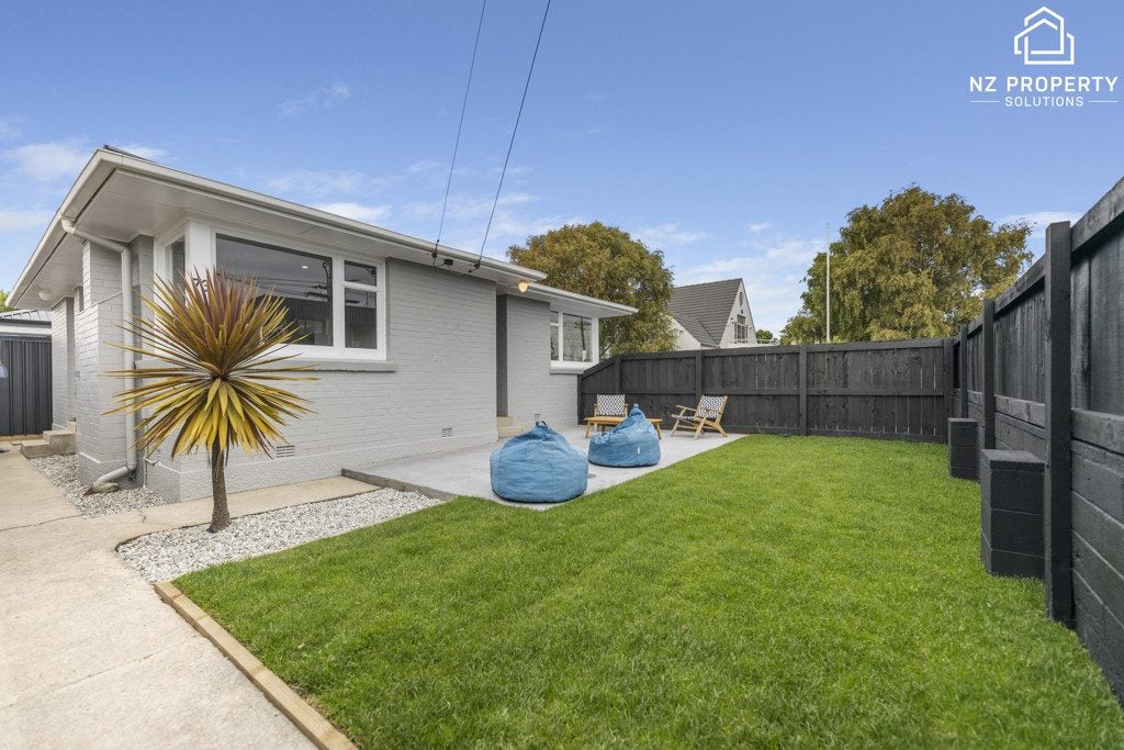 73 Macandrew Road, South Dunedin, Dunedin - Carousel 1