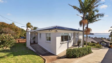 954 Whangaparaoa Road, Manly, Whangaparaoa - Carousel 1