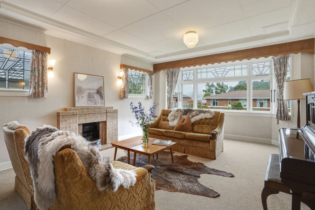 30 Somerville Street, Andersons Bay, Dunedin - Carousel 2