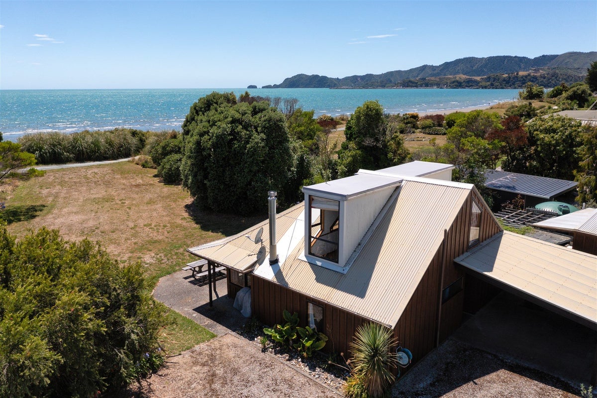80 Selwyn Street, Pohara, Takaka - Carousel 2