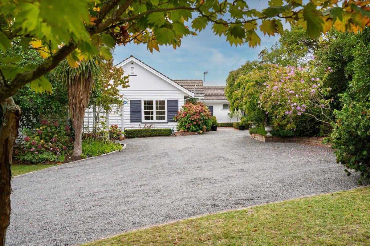 75 Duart Road, Havelock North, Havelock North - Carousel 1