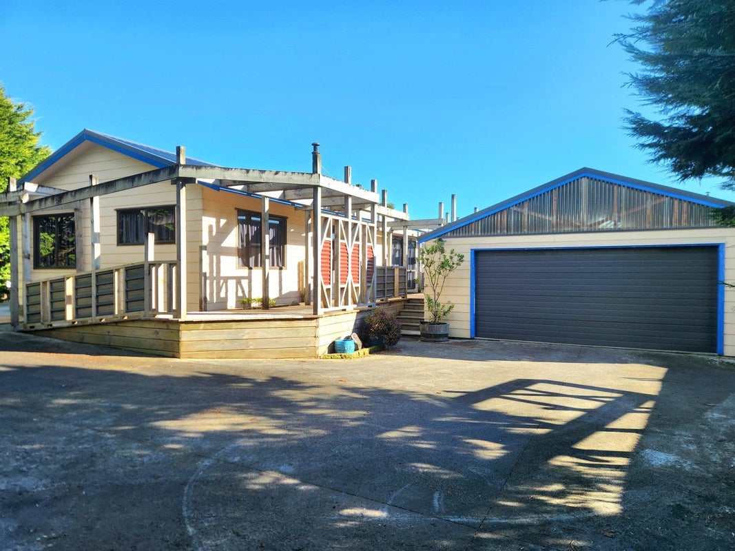 120 Tasman Street, Karoro, Greymouth - Carousel 1