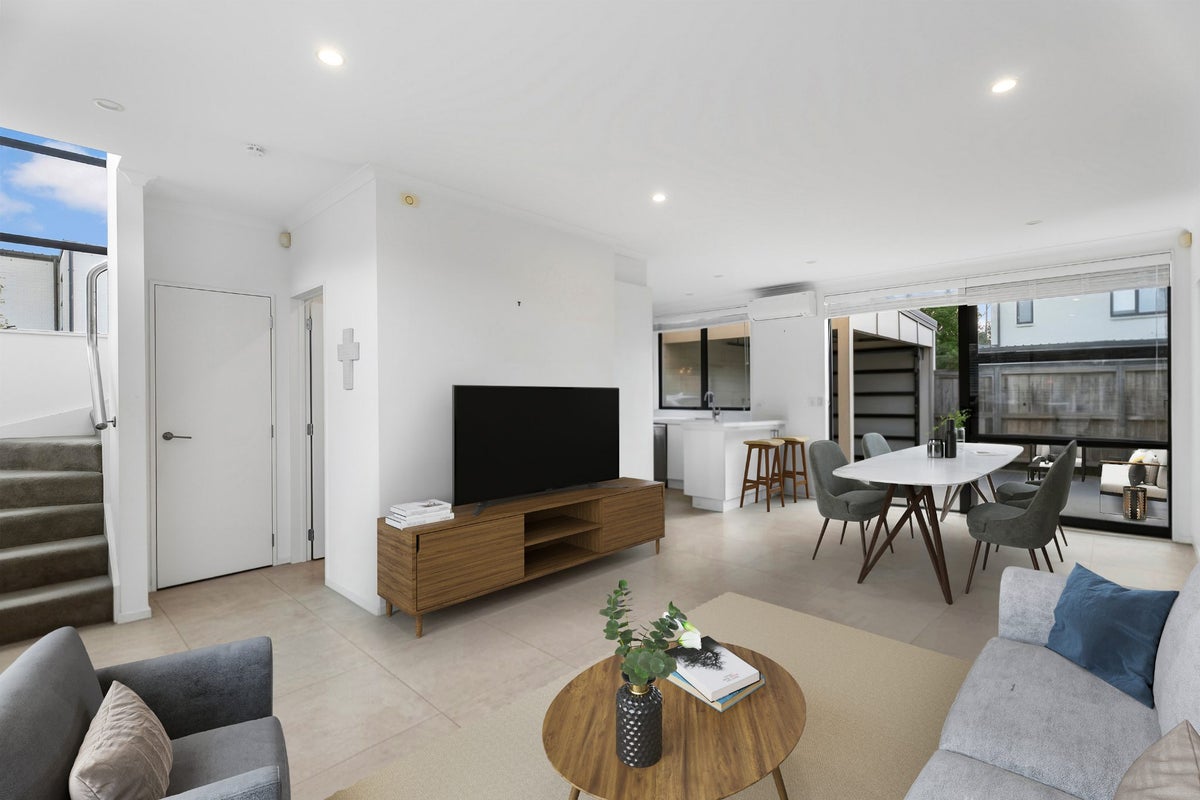 17 Guyon Street, Stonefields, Auckland - Carousel 2