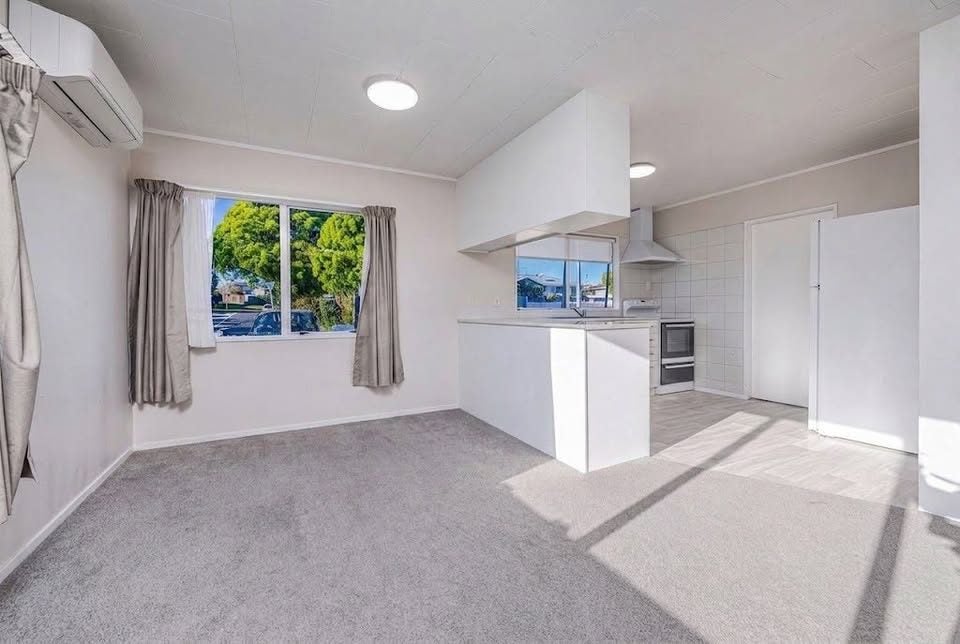 95 Sykes Road, Weymouth, Manukau City, Auckland - Carousel 2