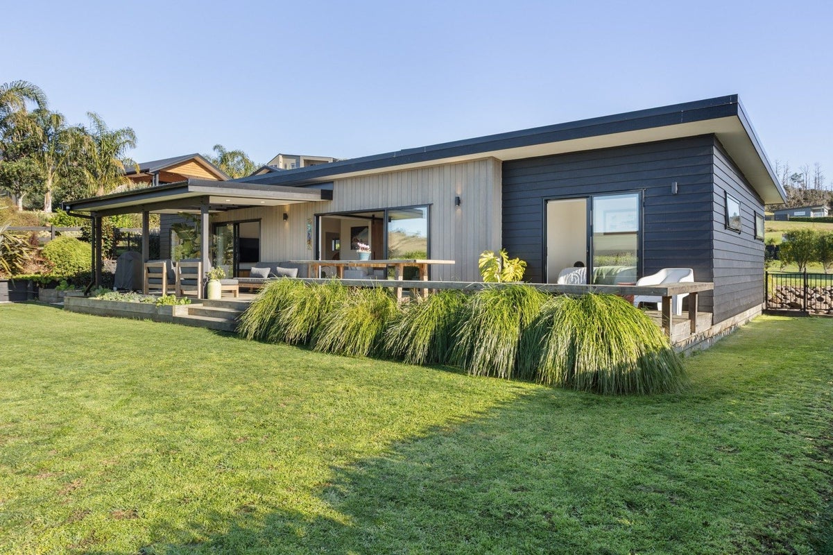19 Ataahua Views Terrace, Wharekaho, Whitianga - Carousel 2