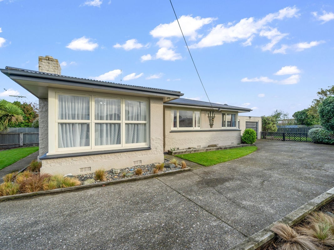 1 Braemar Street, Kew, Invercargill - Carousel 1