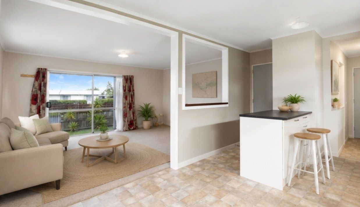 21 Oak Street, Masterton, Masterton - Carousel 2
