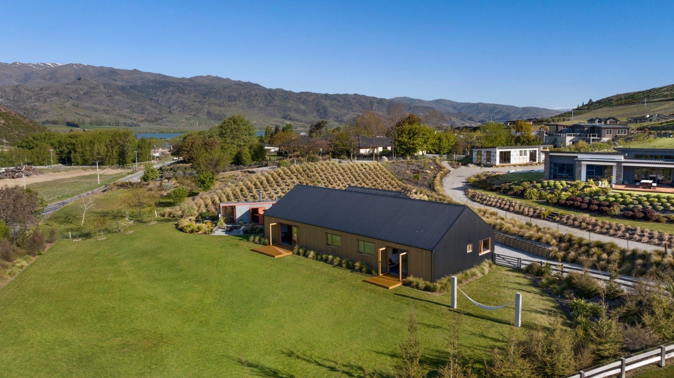 1 Turner Terrace, Lowburn, Cromwell - Carousel 1