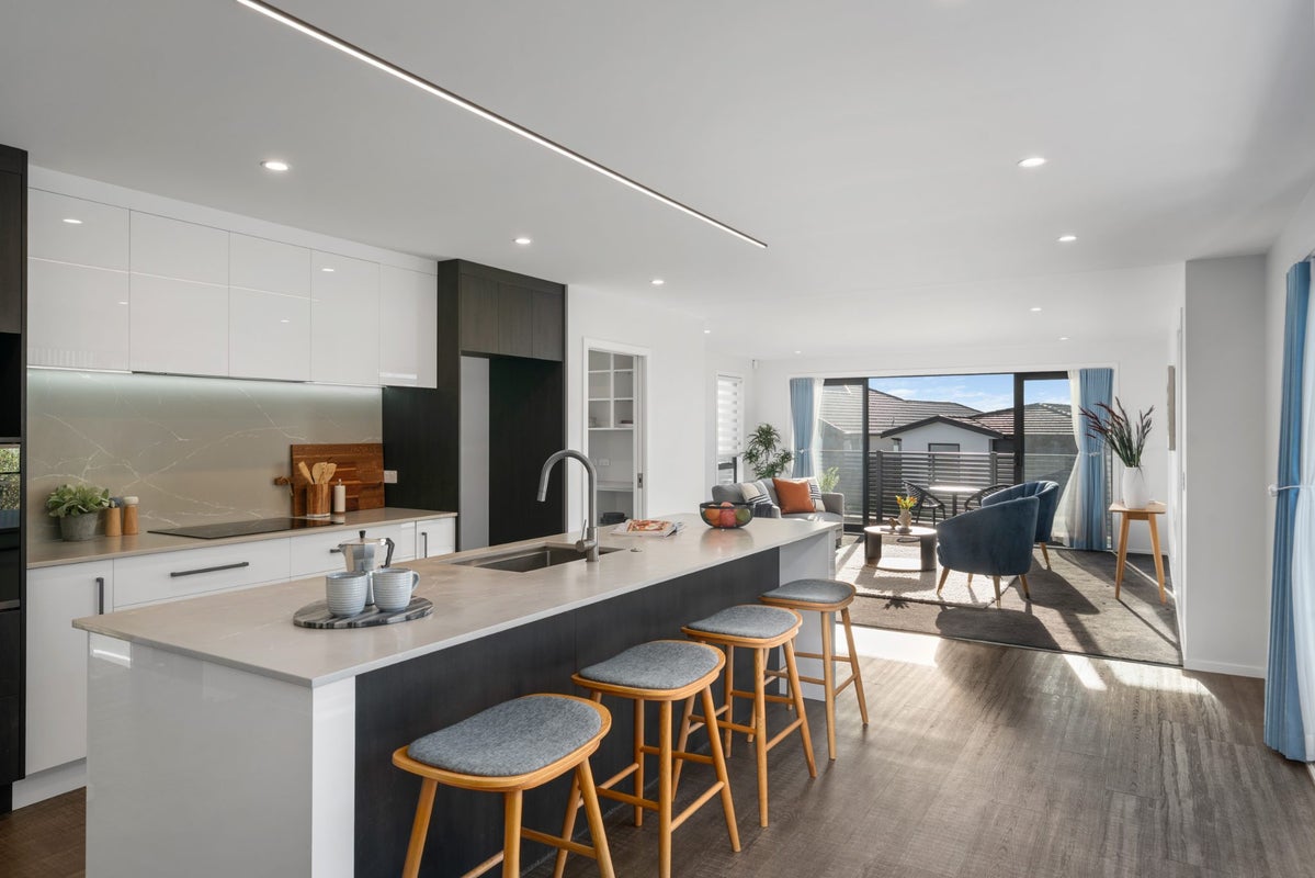 2B Kaiaho Close, Aotea, Porirua - Carousel 1