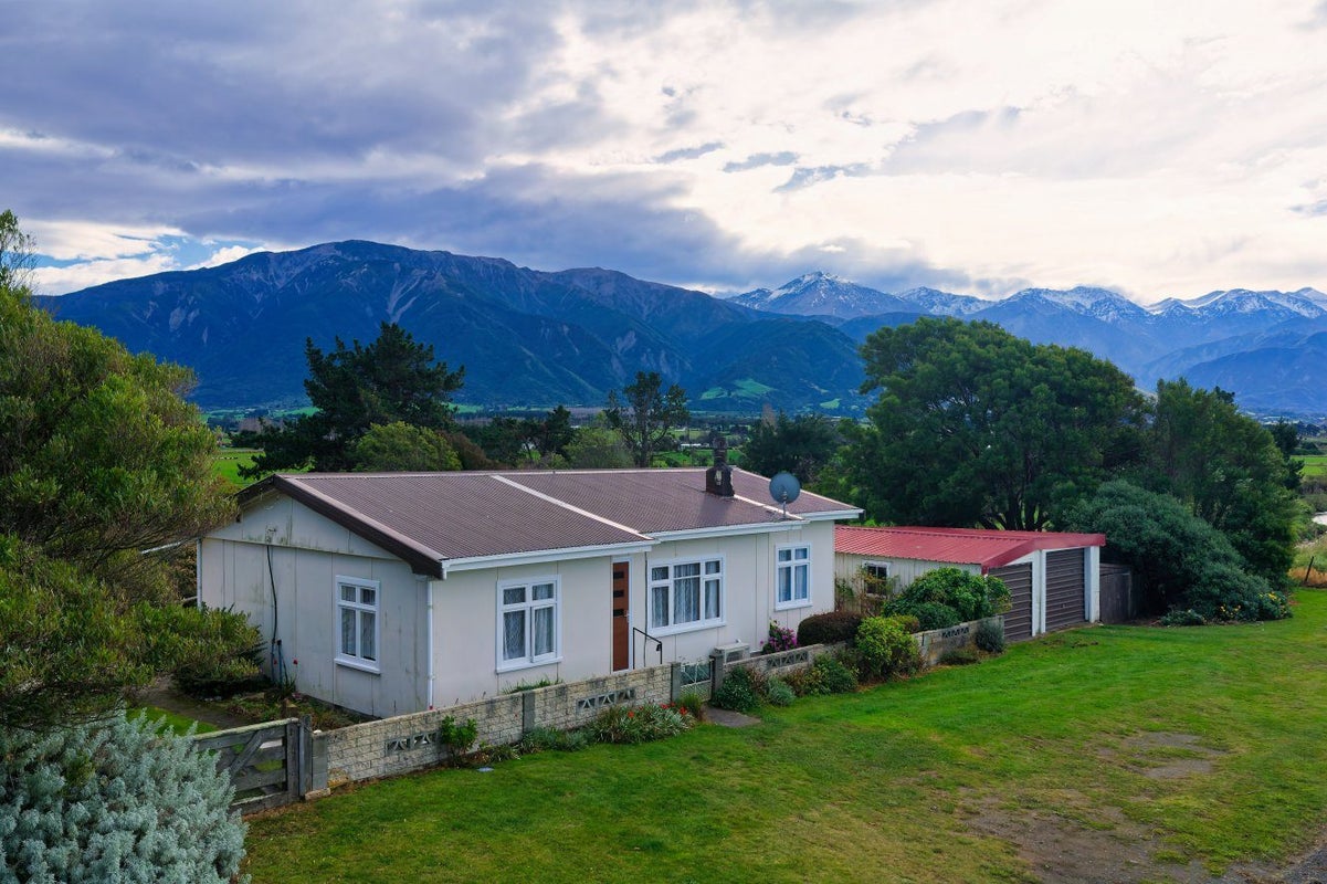 79 Old Beach Road, Kaikoura Flat, Kaikoura - Carousel 1