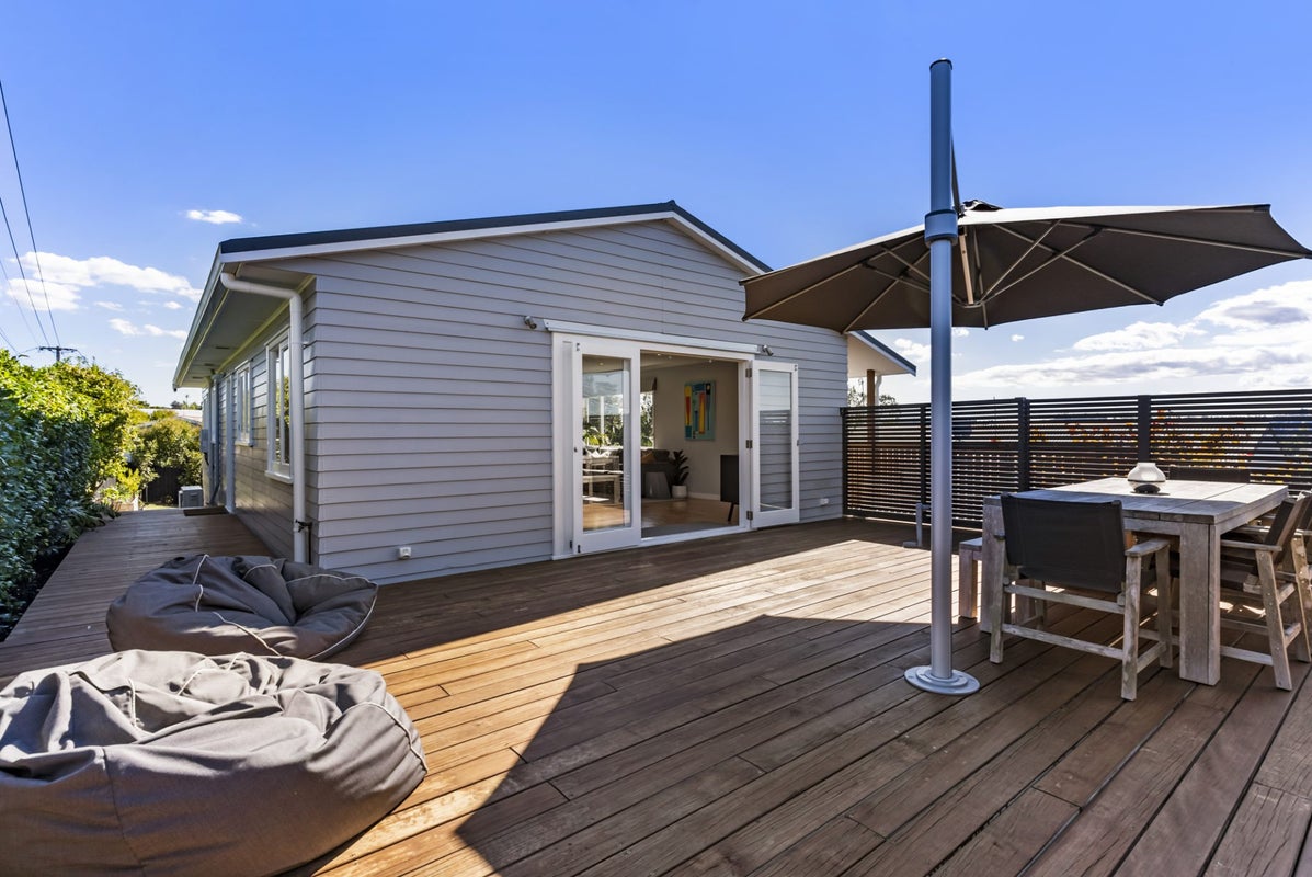 32 Tiri Tiri Road, Birkdale, Auckland - Carousel 2