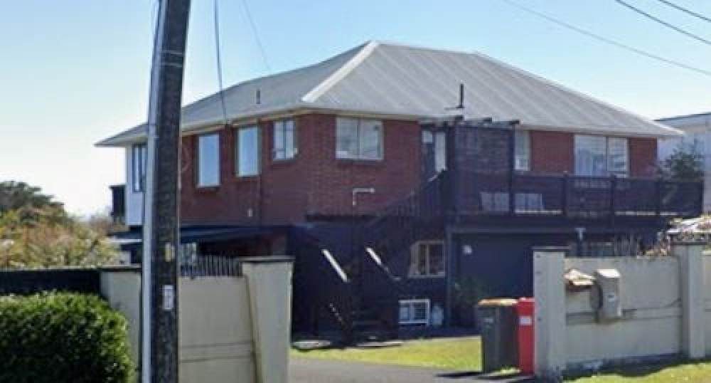 1006 Whangaparaoa Road, Tindalls Beach, Whangaparaoa - Carousel 2