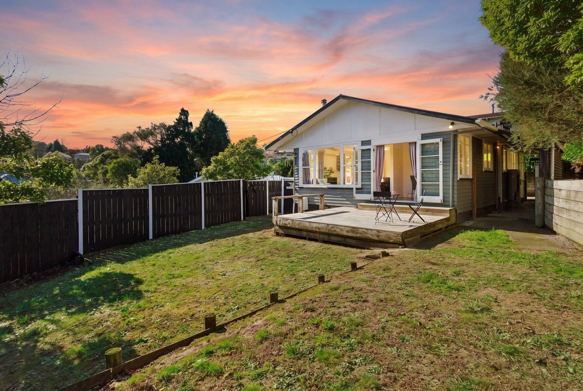1310 Fergusson Drive, Brown Owl, Upper Hutt, Wellington - Carousel 1