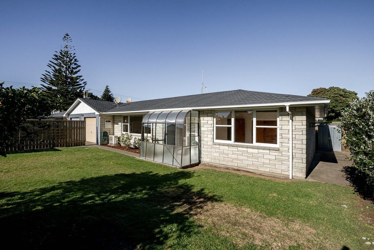 70B Seaview Road, Paraparaumu Beach, Paraparaumu - Carousel 1