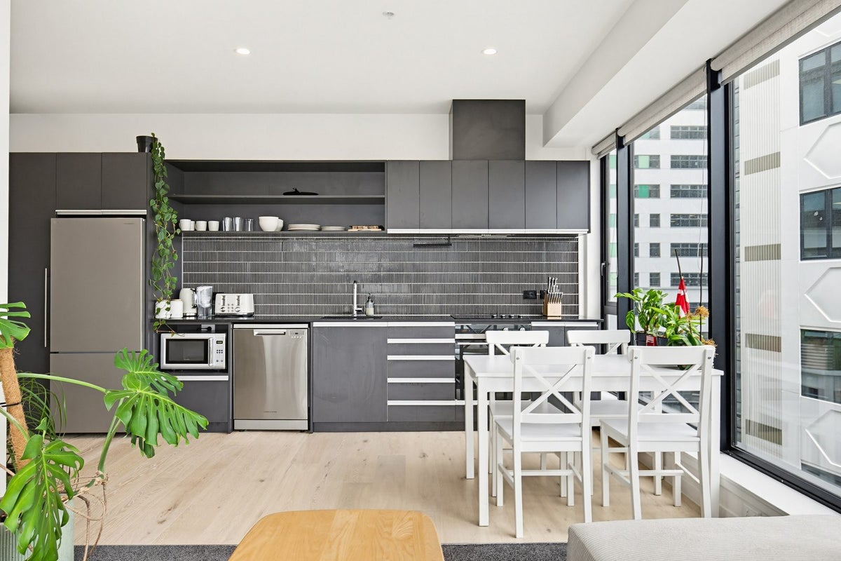 502/120 Victoria Street, Te Aro, Wellington - Carousel 2