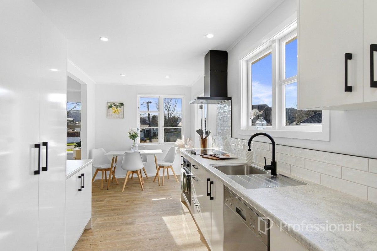 2 Hill Grove, Naenae, Lower Hutt - Carousel 2
