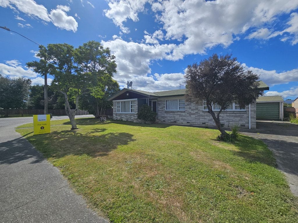 1217 Willowpark Road North, Mayfair, Hastings - Carousel 15