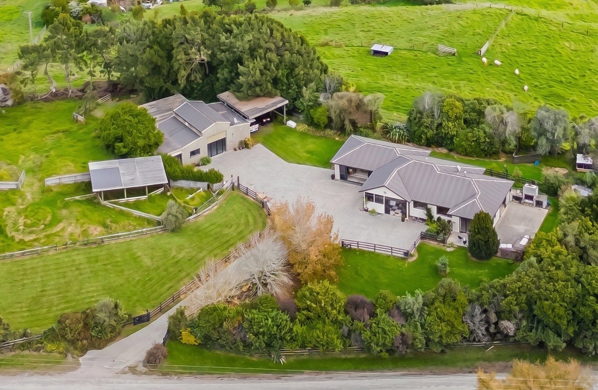 103 Zanders Road, Waimauku - Carousel 1