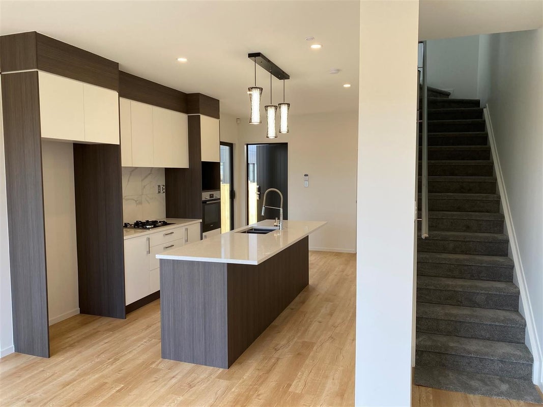 46 Parahau Road, Ardmore, Auckland - Carousel 2