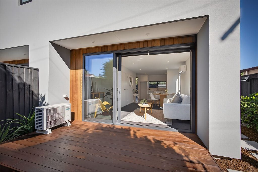 5/13 Goldsmith Place, Waltham, Christchurch - Carousel 1