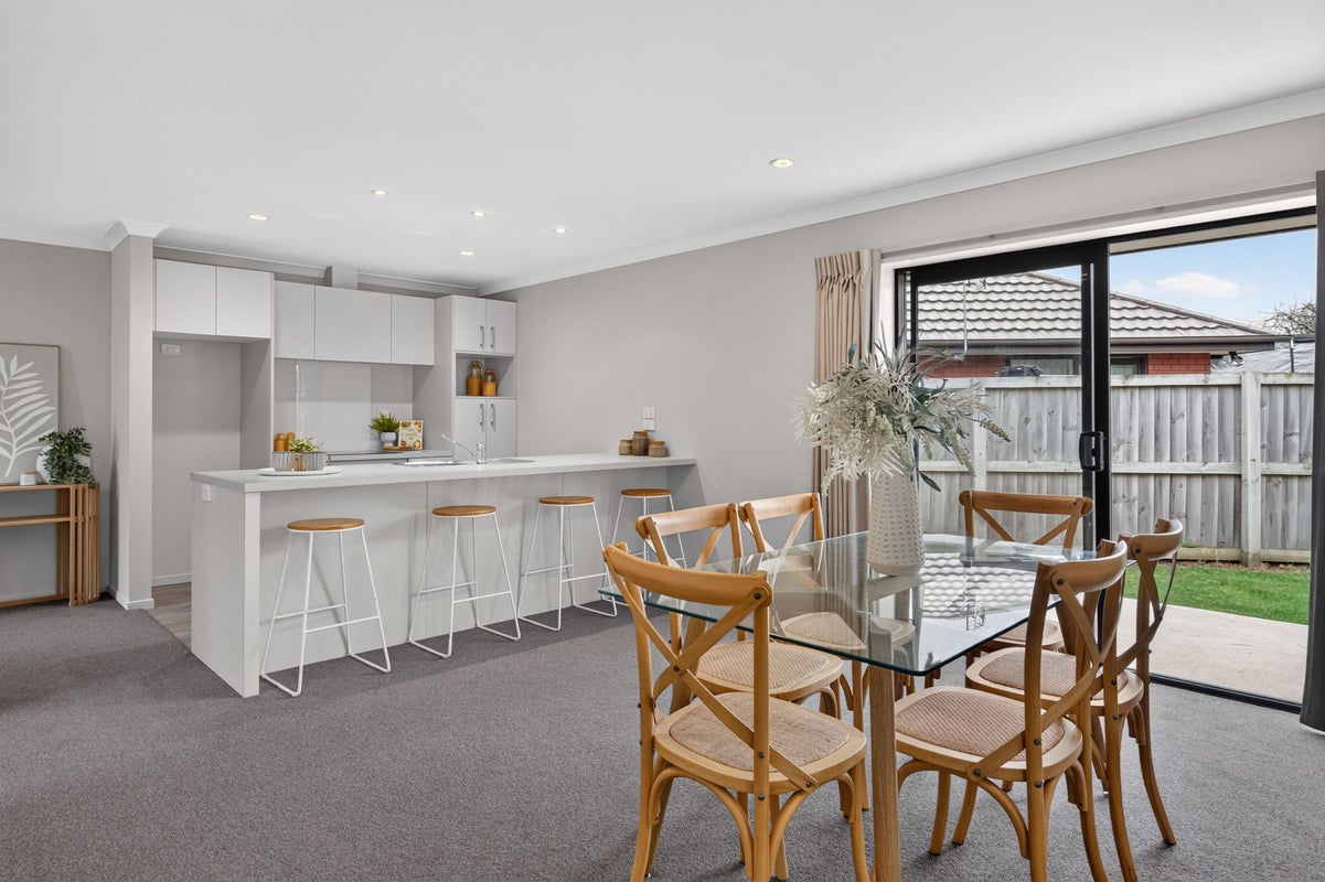 2/7 Gibbs Place, Halswell, Christchurch - Carousel 2