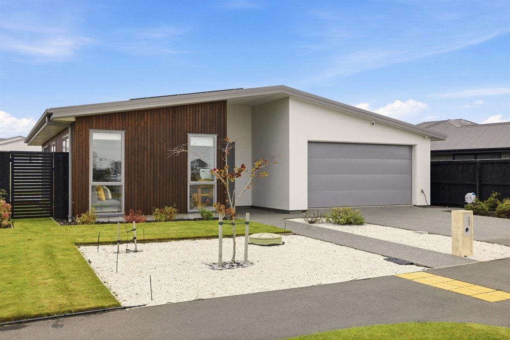 35 Skibbereen Drive, Halswell, Christchurch - Carousel 21