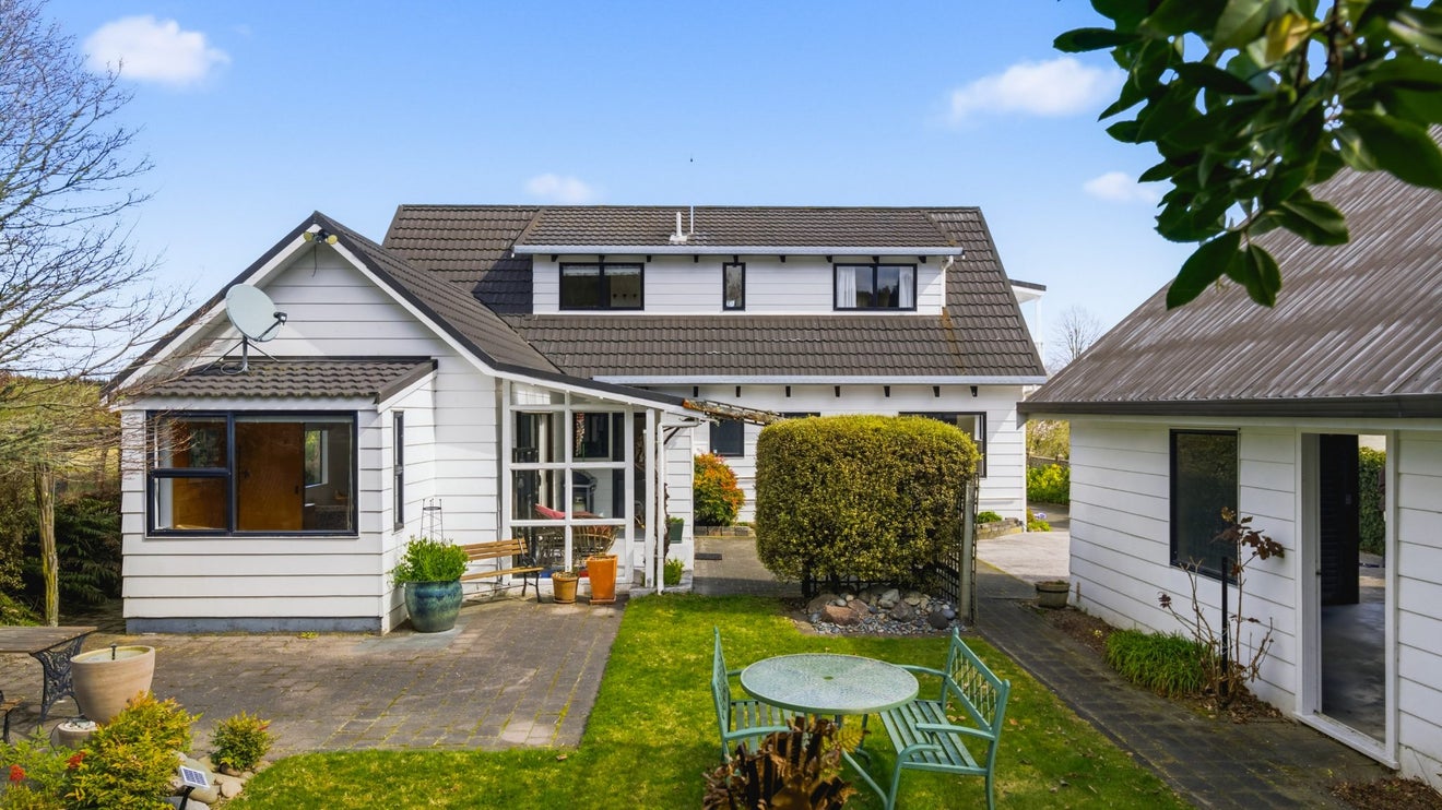 28 Greenwich Street, Richmond Heights, Taupo - Carousel 1