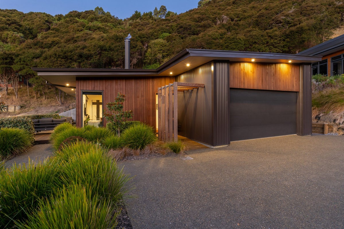 9 Koura Road, Atawhai, Nelson - Carousel 2