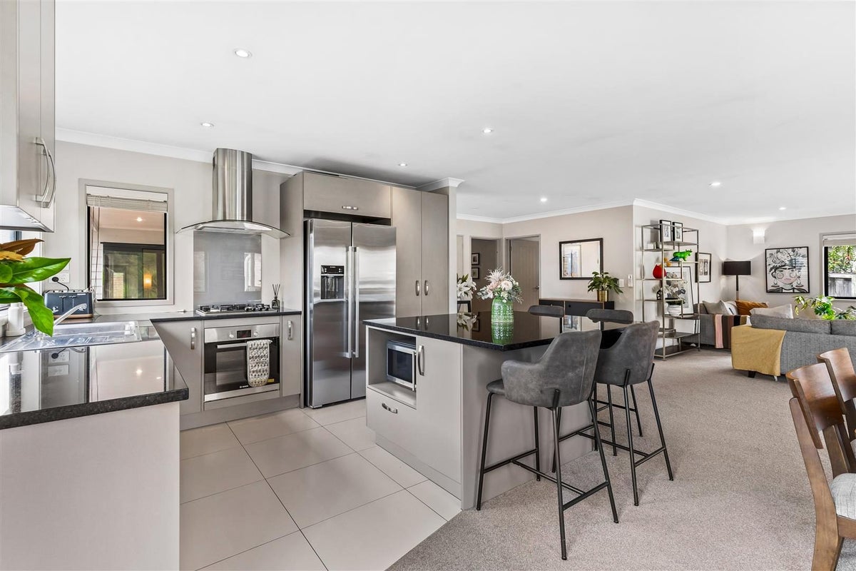 7 Wautaiti Drive, Riverhead, Riverhead - Carousel 2