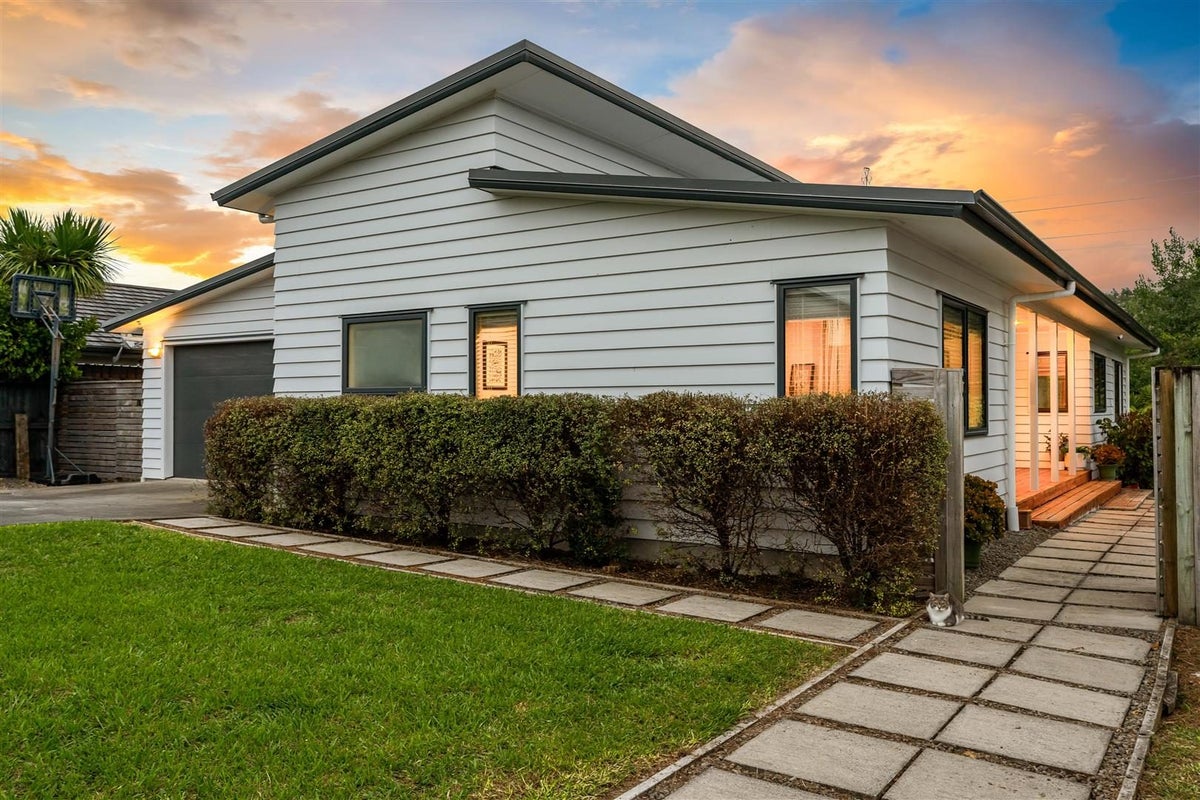 7 Wautaiti Drive, Riverhead, Riverhead - Carousel 25