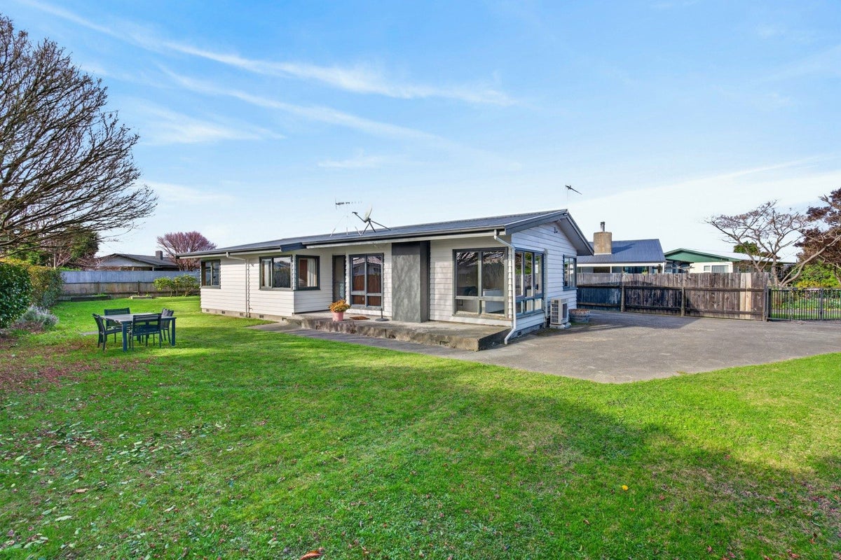 9 Cooksey Place, Pirimai, Napier - Carousel 1