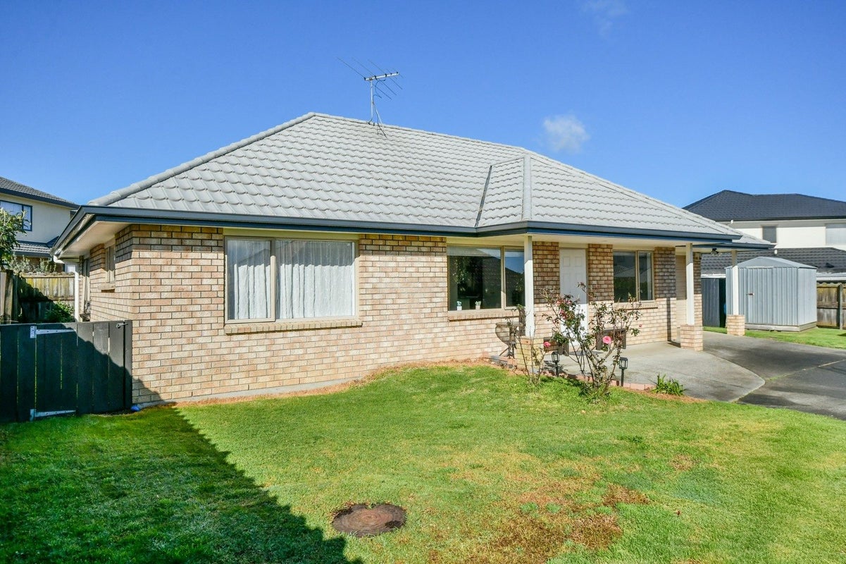 33 Regalwood Place, Favona, Auckland - Carousel 17