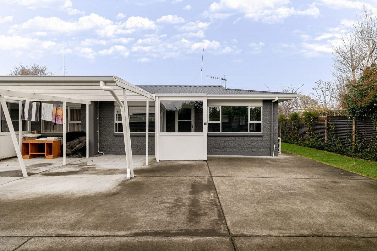 12D Colombo Street, Hokowhitu, Palmerston North - Carousel 1