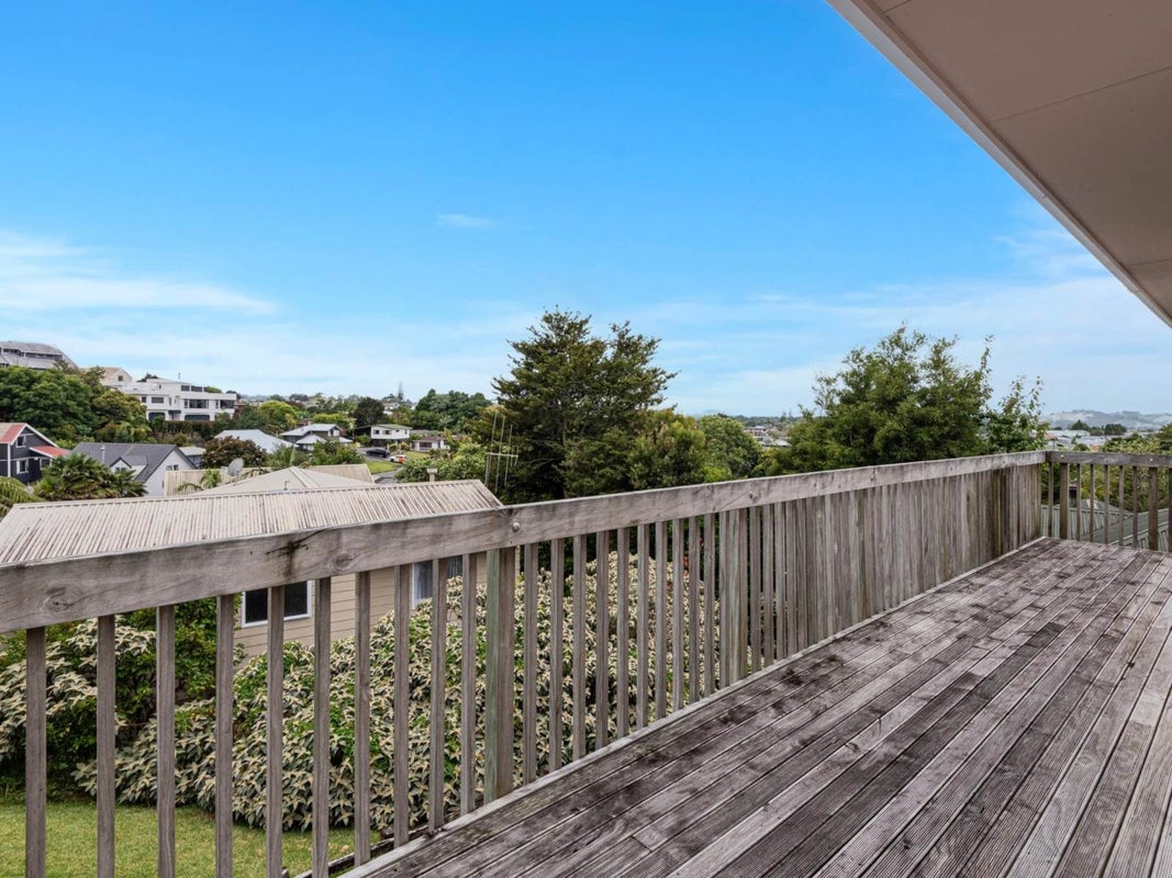 13A Granfield Place, Kamo, Whangarei - Carousel 13