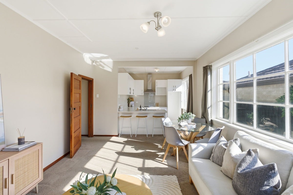 14 Amyes Road, Hornby, Christchurch - Carousel 2
