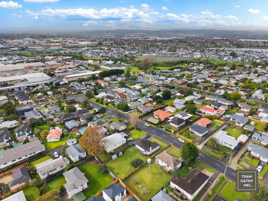 11 Hooks Road, Manurewa, Auckland - Carousel 32
