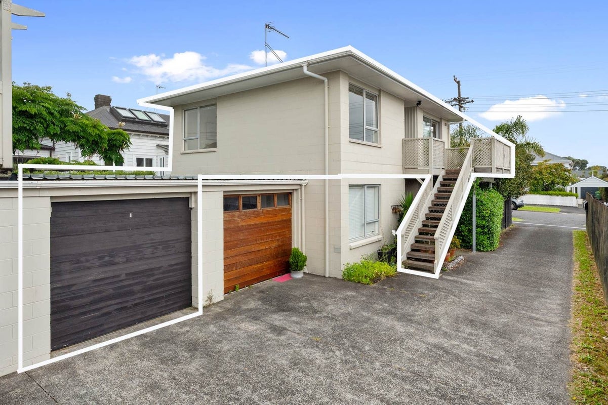 3/132 Victoria Road, Devonport, Auckland - Carousel 1