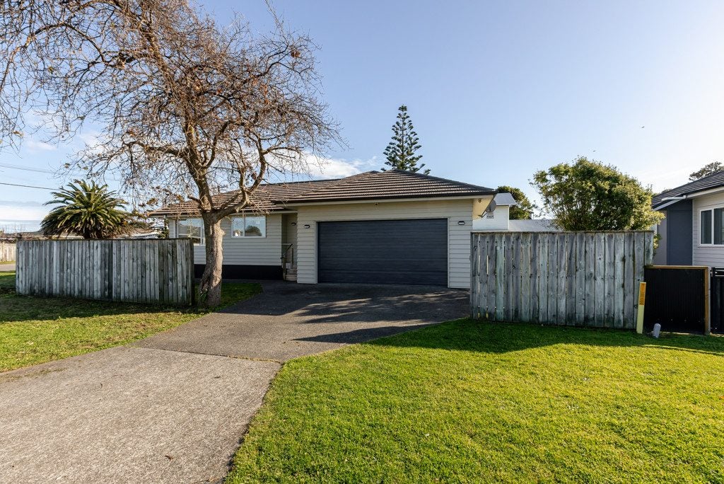 7 Te Kupe Road, Paraparaumu Beach, Paraparaumu - Carousel 1