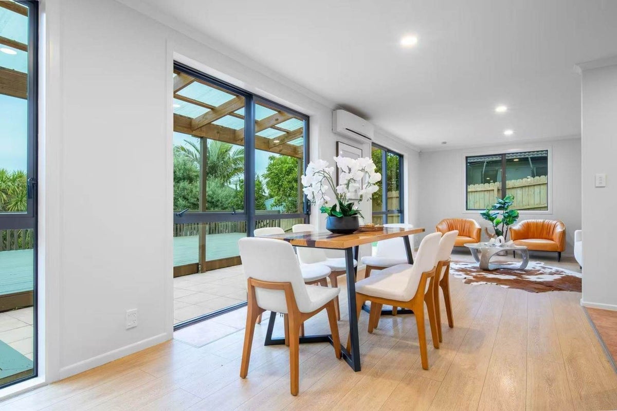 27 William Gamble Drive, Greenhithe, Auckland - Carousel 12
