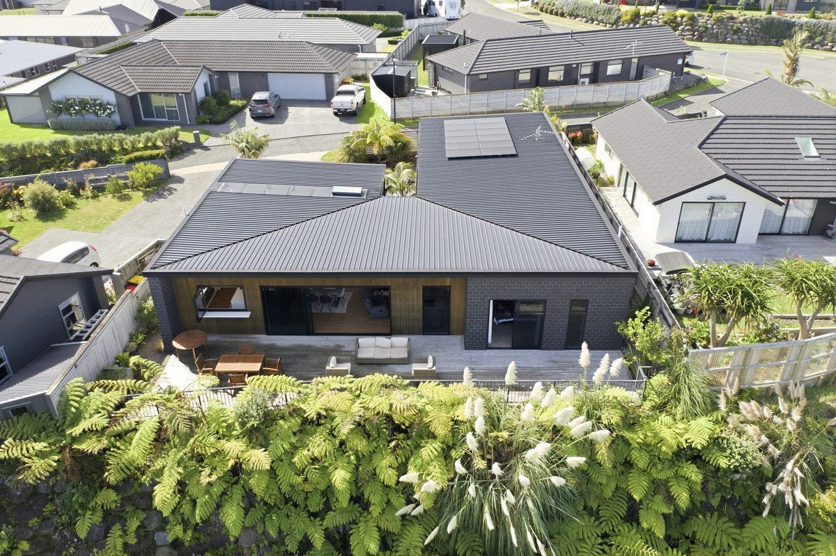 3 Ashwood Lane, Bell Block, New Plymouth - Carousel 1