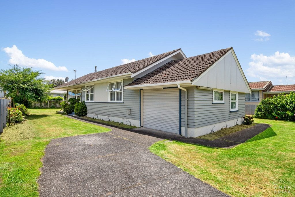 16 Meliora Place, Avondale, Auckland - Carousel 1