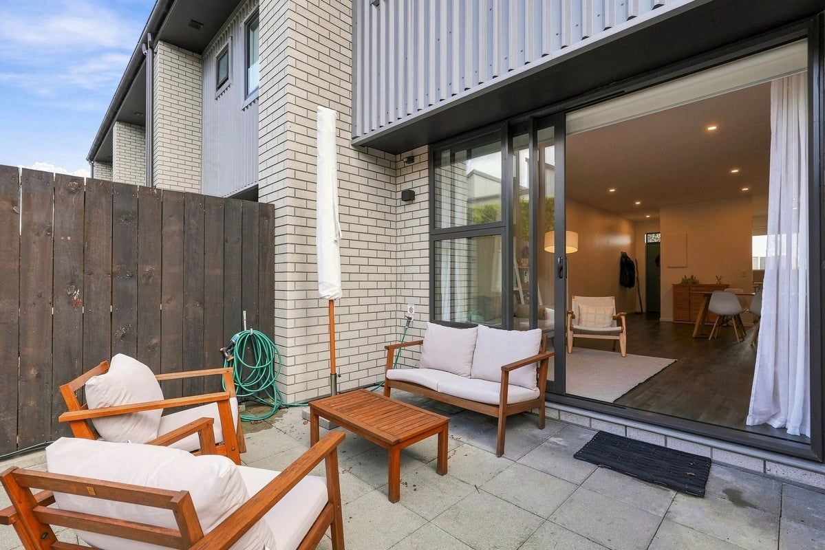 37 Peihana Road, Hobsonville, Auckland - Carousel 2