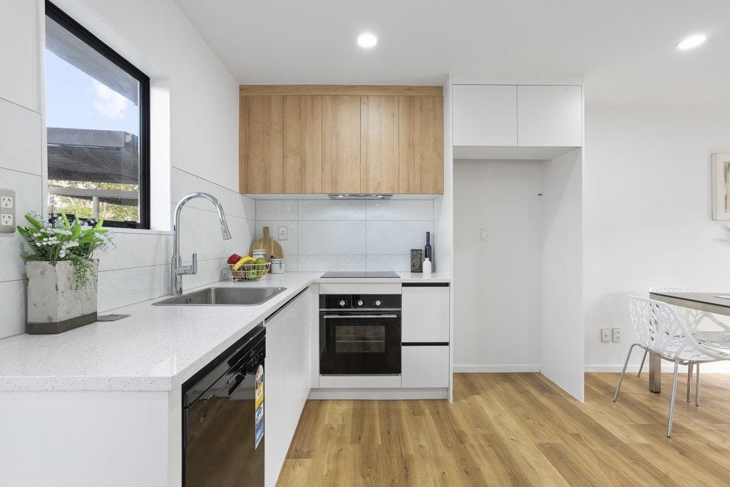 112 Stanhope Road, Mount Wellington, Auckland - Carousel 1