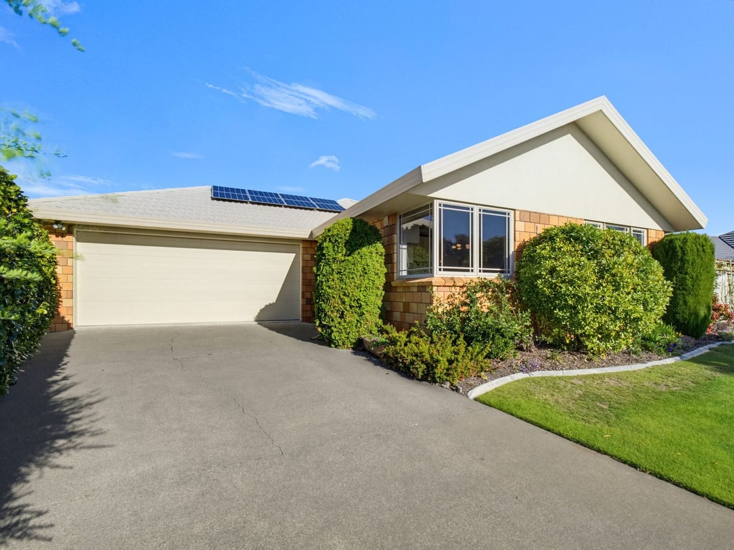 4 Brooklyn Heights Drive, Kelvin Grove, Palmerston North - Carousel 32